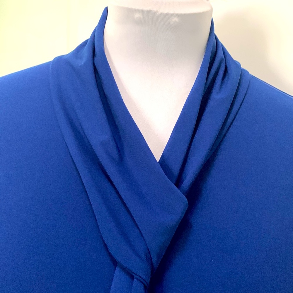 SLEEVELESS BLUE TOP - Picture 2 of 5